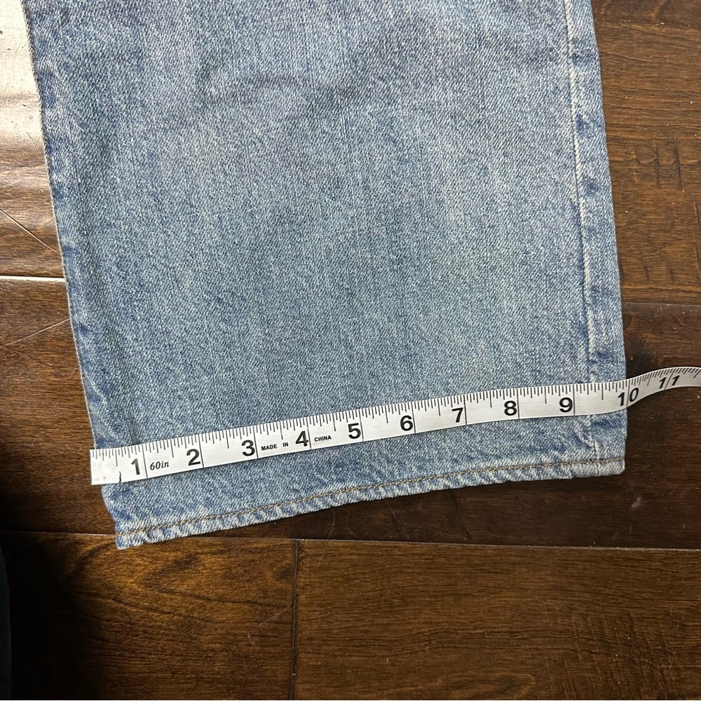 Vintage Guess Bootcut Distressed Light Wash Jeans Size 33 - Picture 10 of 10